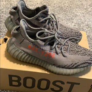 Yeezy boost 350v2 grey